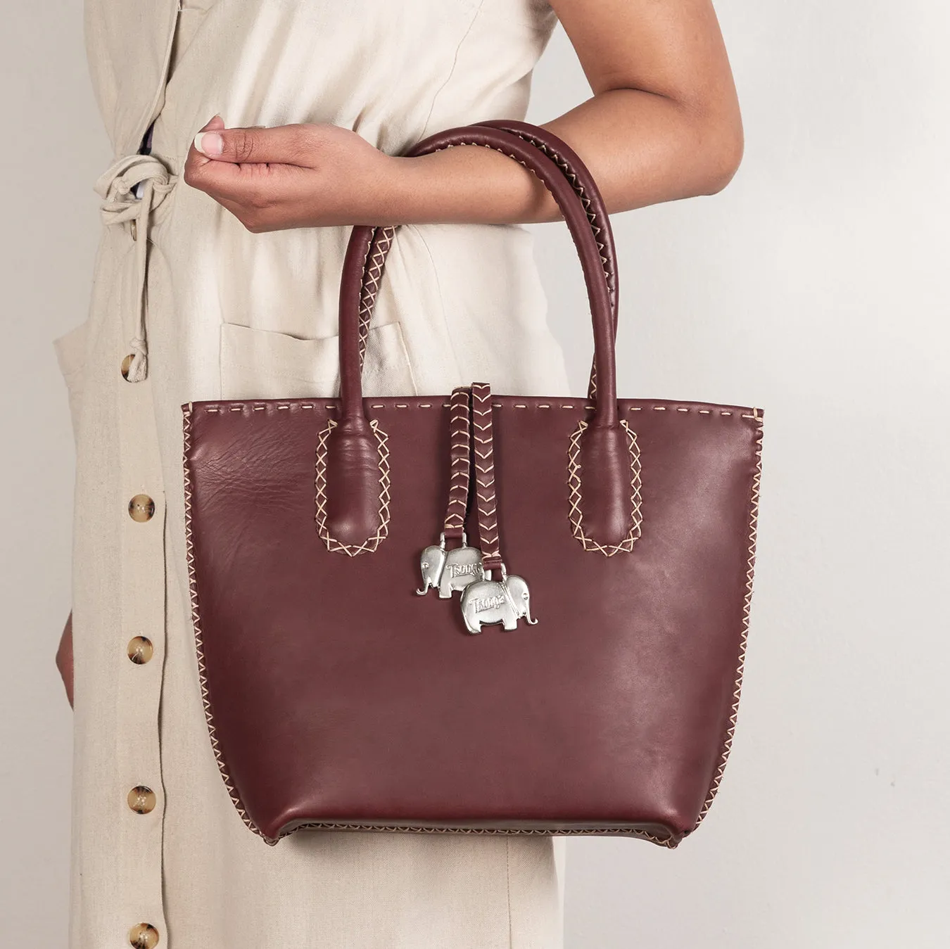 Azetha : Ladies Leather Shopper Handbag in Raisin Relaxa