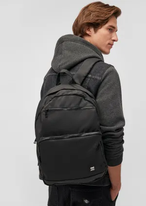 Black Bagpack