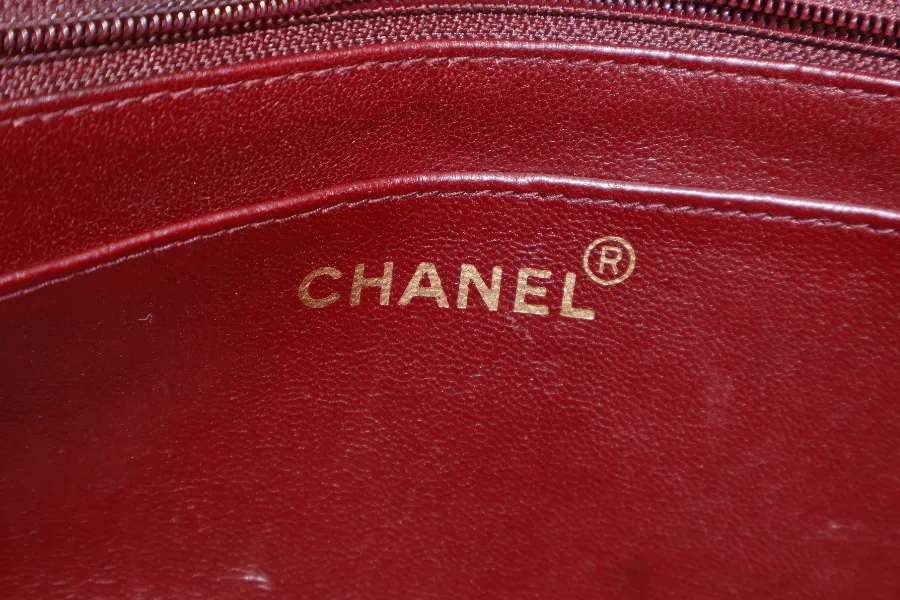 CHANEL DIANA MATELASSE SMALL(283xxx) BLACK LAMBSKIN LEATHER GOLD HARDWARE WITH DUST COVER