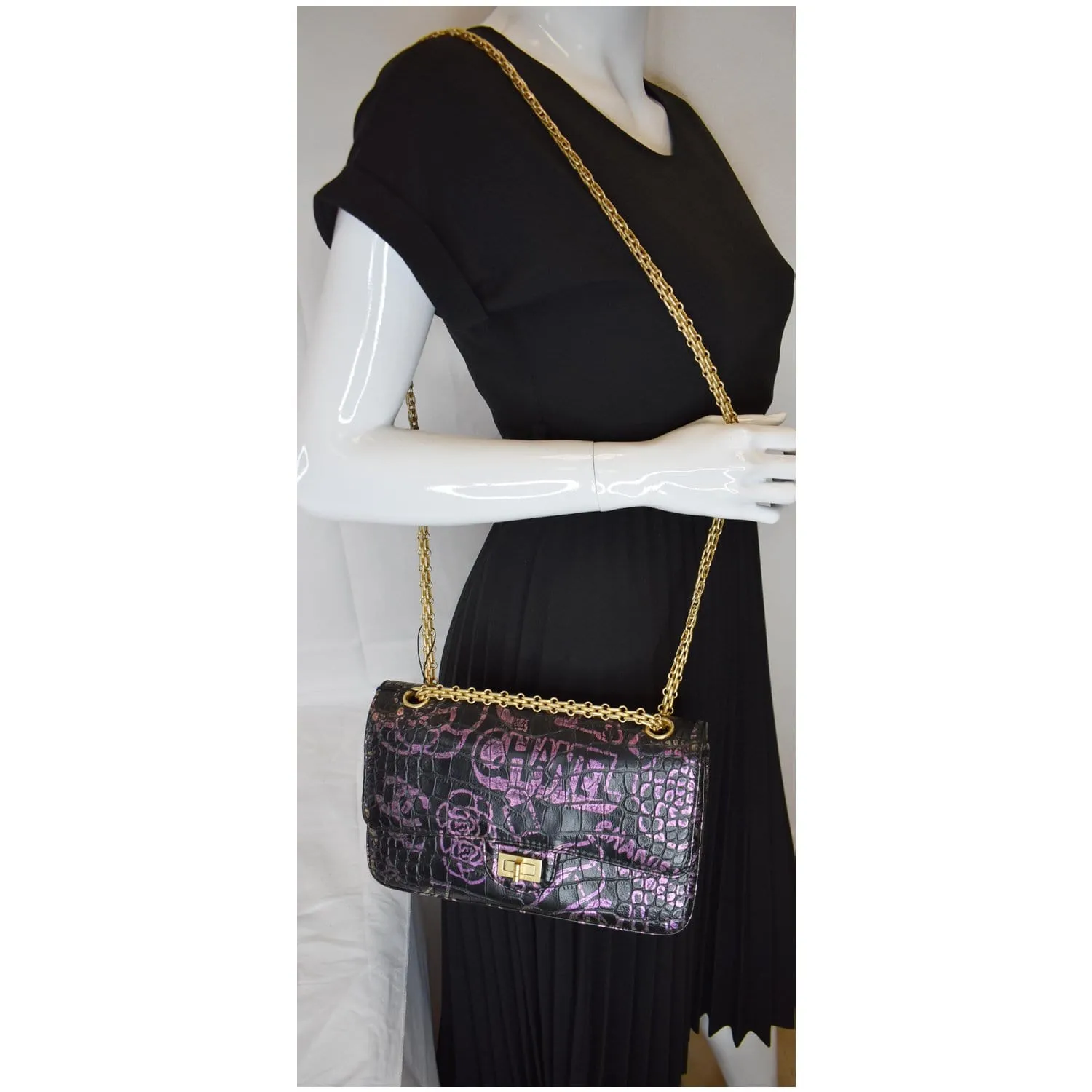 CHANEL Reissue 2.55 Flap Crocodile Embossed Graffiti Shoulder Bag Black
