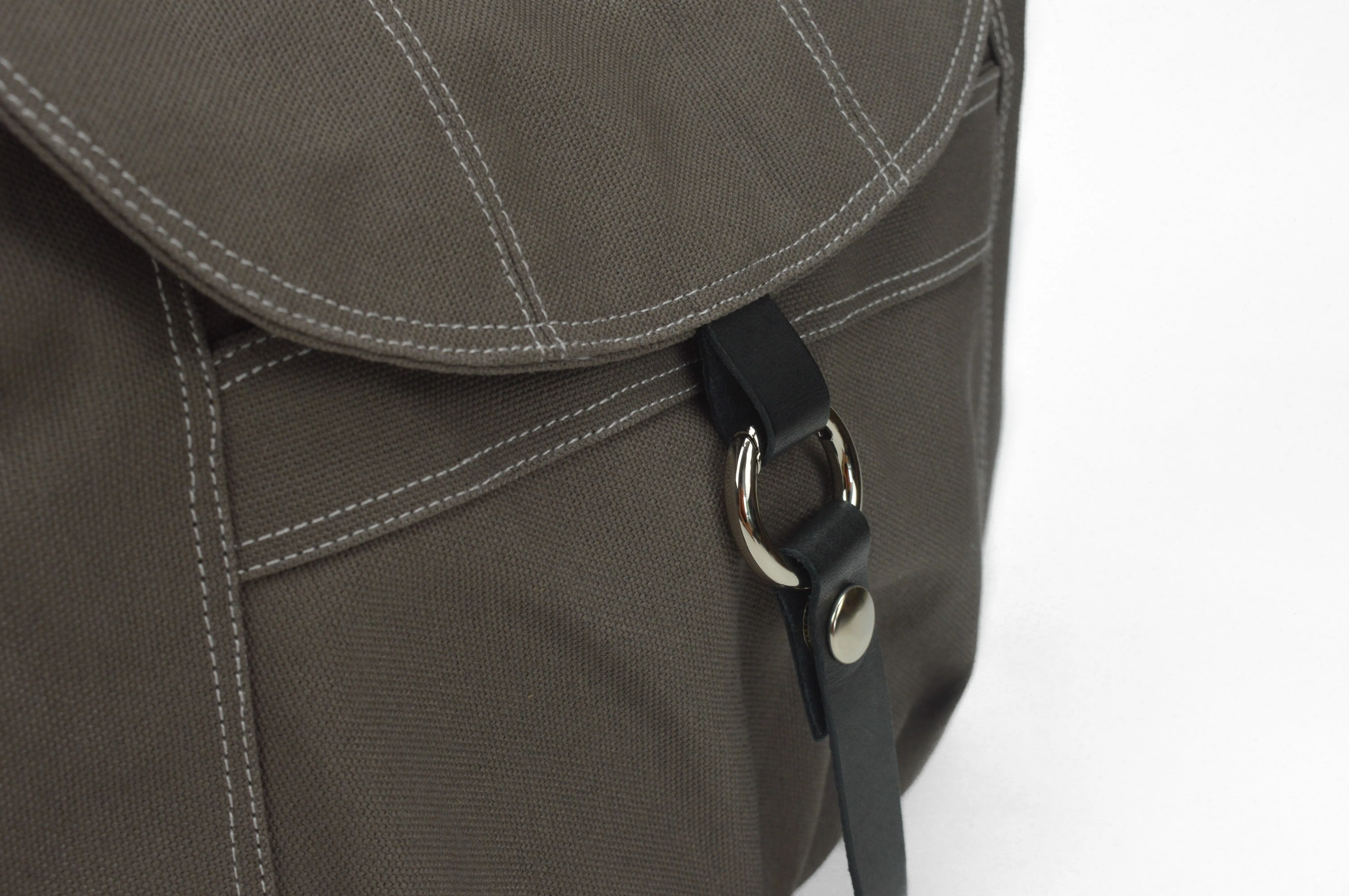 Claire 103 Gray | Crossbody Bag