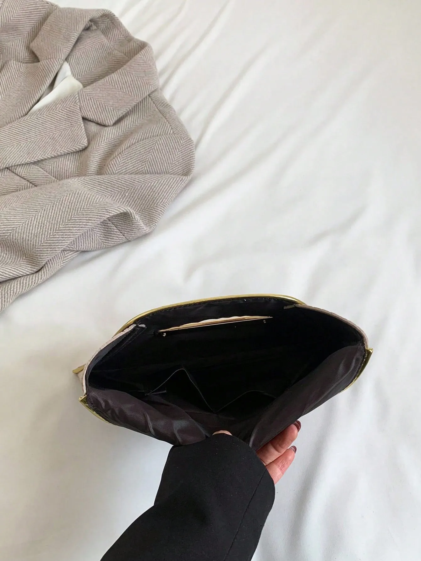 Contrast Binding Snakeskin Embossed Flap Square Bag- FD ⚡