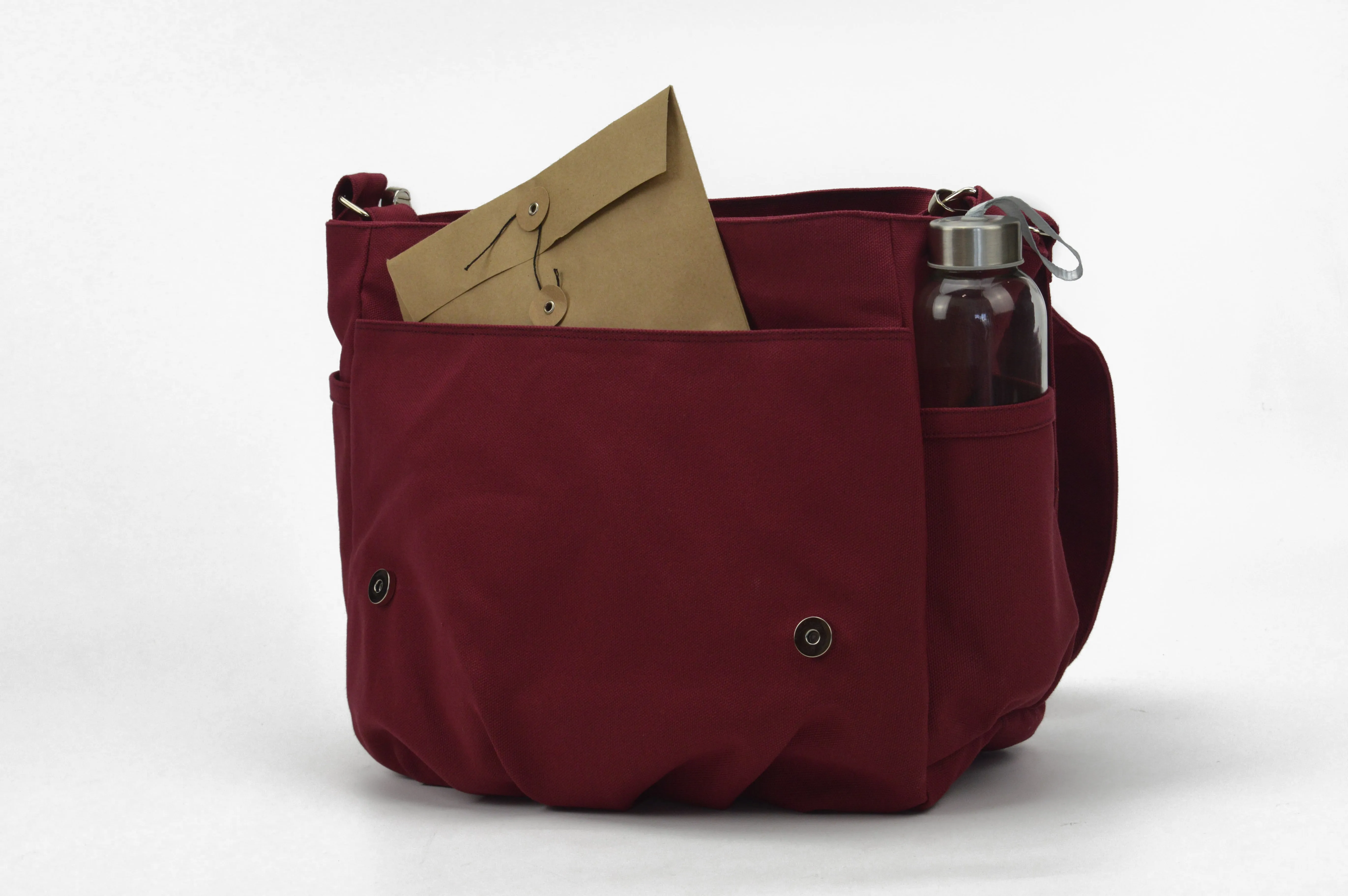 Daniel 18 Rose Red | Messenger Bag