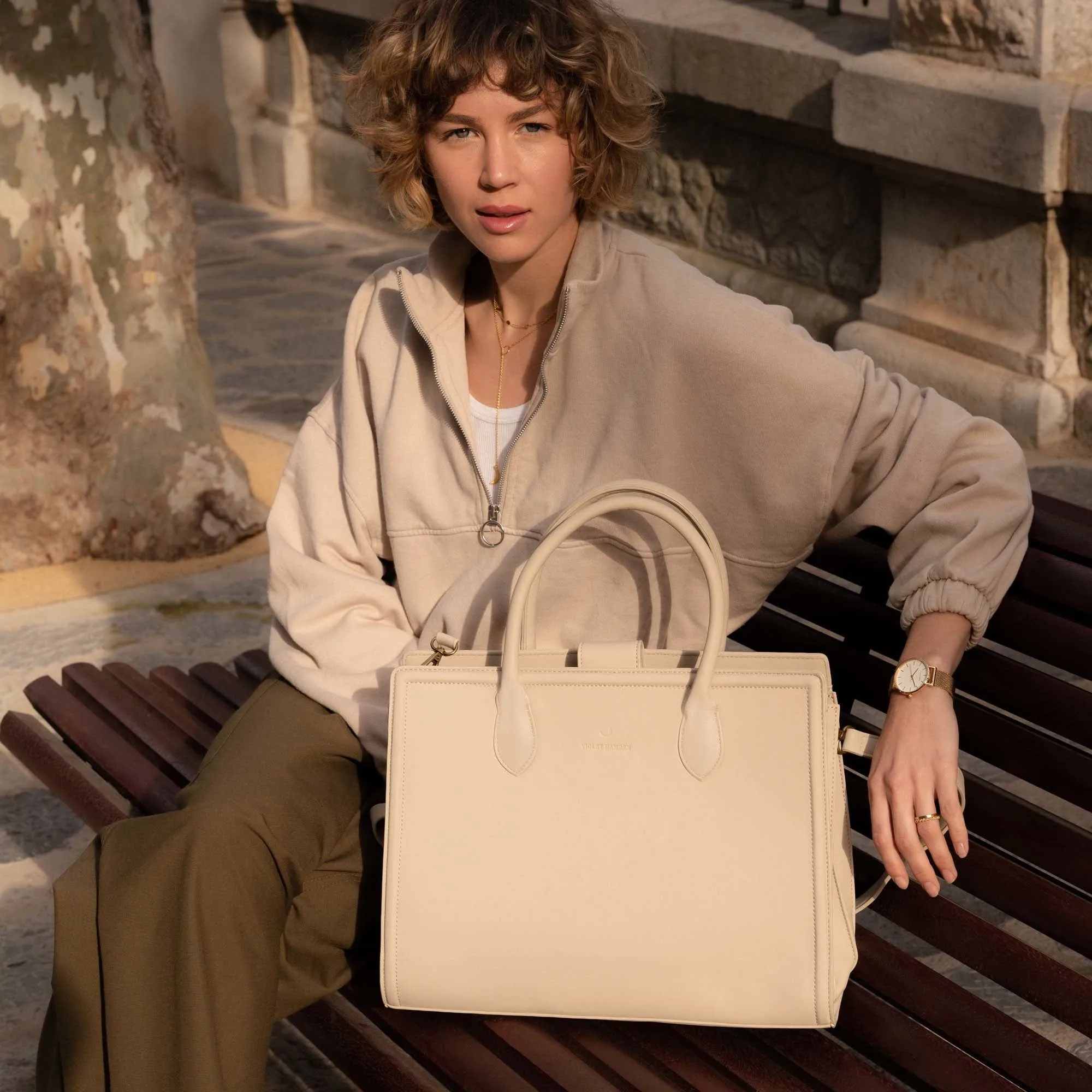 Essential Bag cream shoulder bag with 13 inch laptop compartment