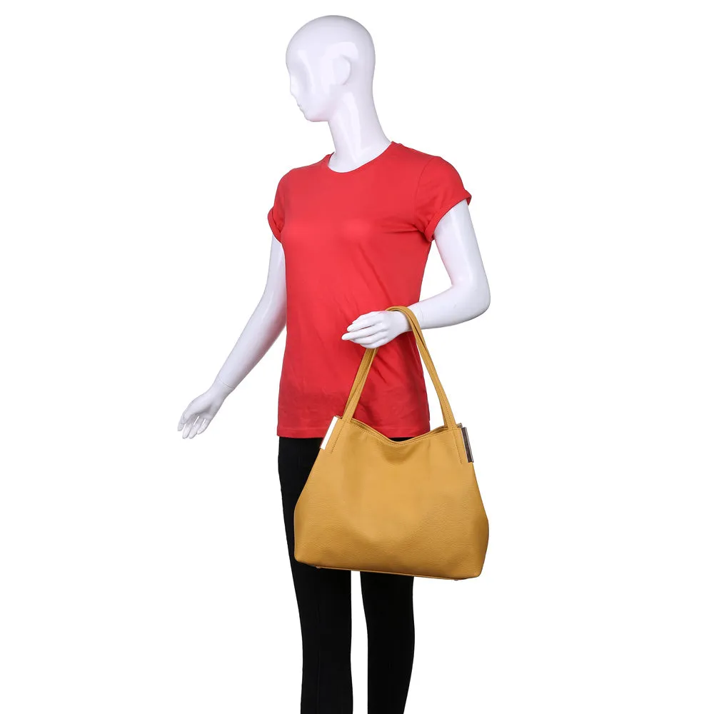 Everly Hobo