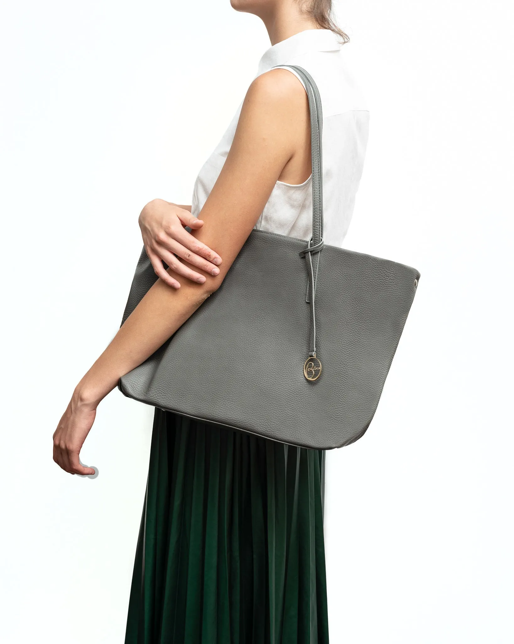 Frida tote leather bag spotted red and black