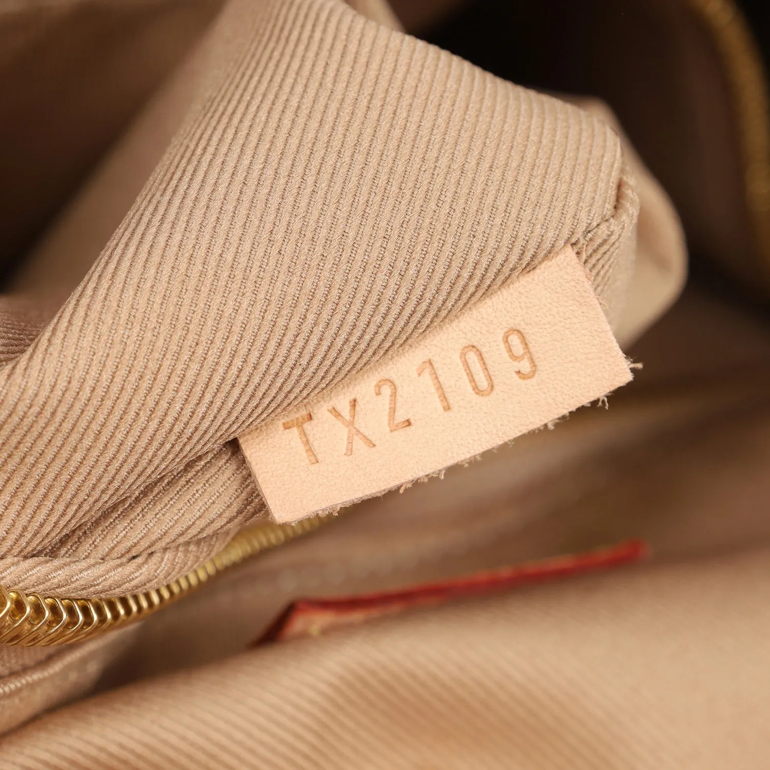 Graceful PM Damier Azur Shoulder Bag