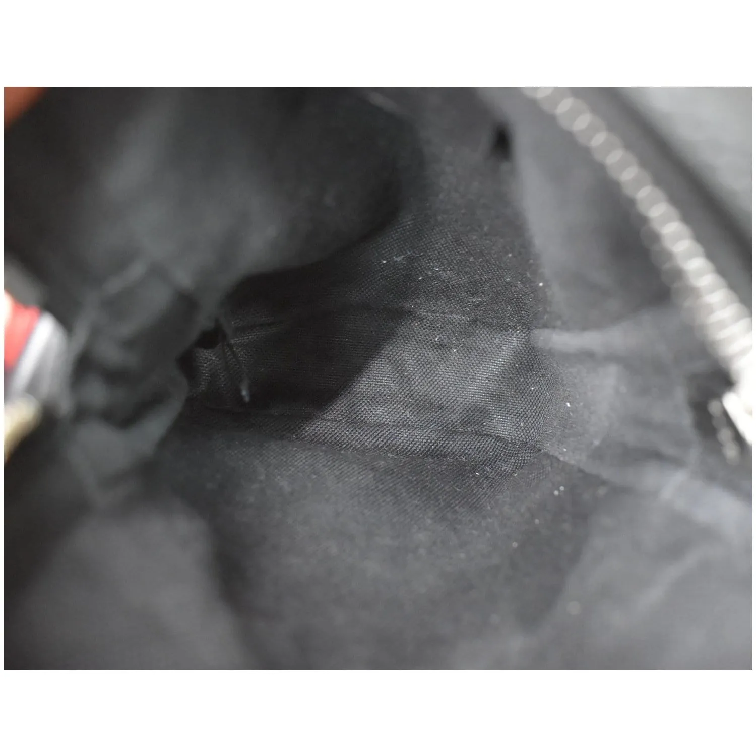 GUCCI GG Supreme Monogram Web Messenger Bag Black 598103