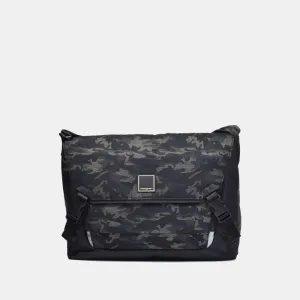 Hedgren Link Tie Messenger Bag 38Cm Black/Camo Print Black/Camo Printsize 38Cm