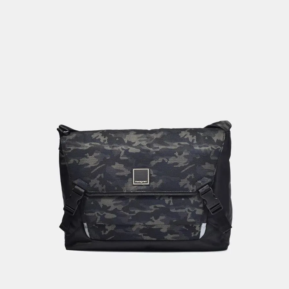 Hedgren Link Tie Messenger Bag 38Cm Black/Camo Print Black/Camo Printsize 38Cm
