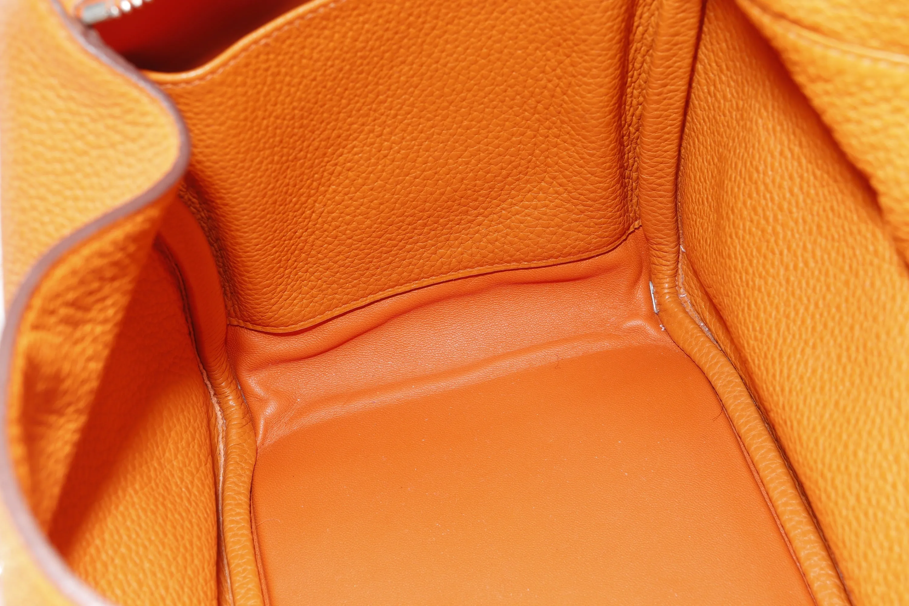 HERMES LINDY 30 (STAMP Q 2013) FEU COLOR CLEMENCE LEATHER PALLADIUM HARDWARE, WITH RAINCOAT & DUST COVER