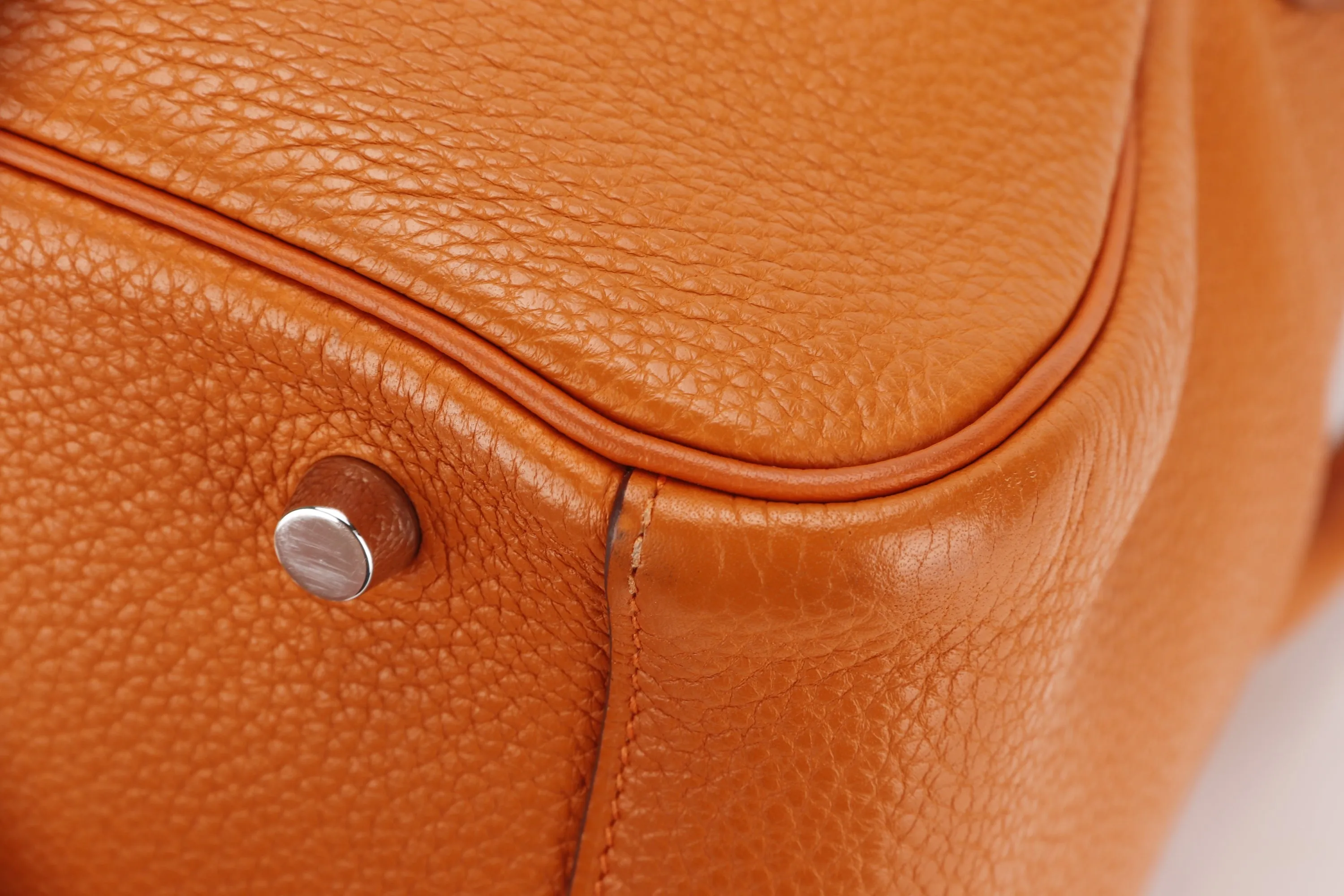 HERMES LINDY 30 (STAMP Q 2013) FEU COLOR CLEMENCE LEATHER PALLADIUM HARDWARE, WITH RAINCOAT & DUST COVER