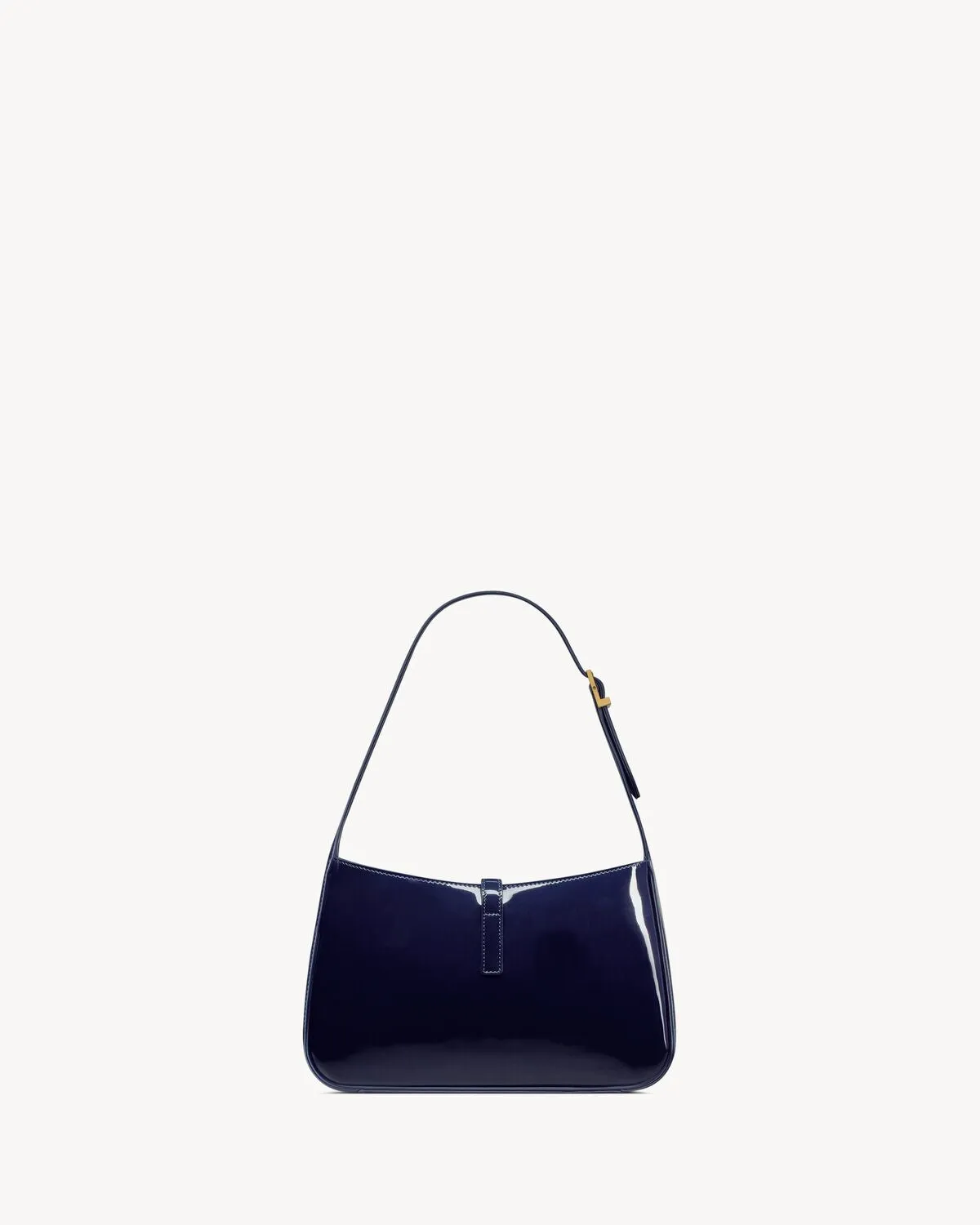 Le 5 À 7 In Patent Leather