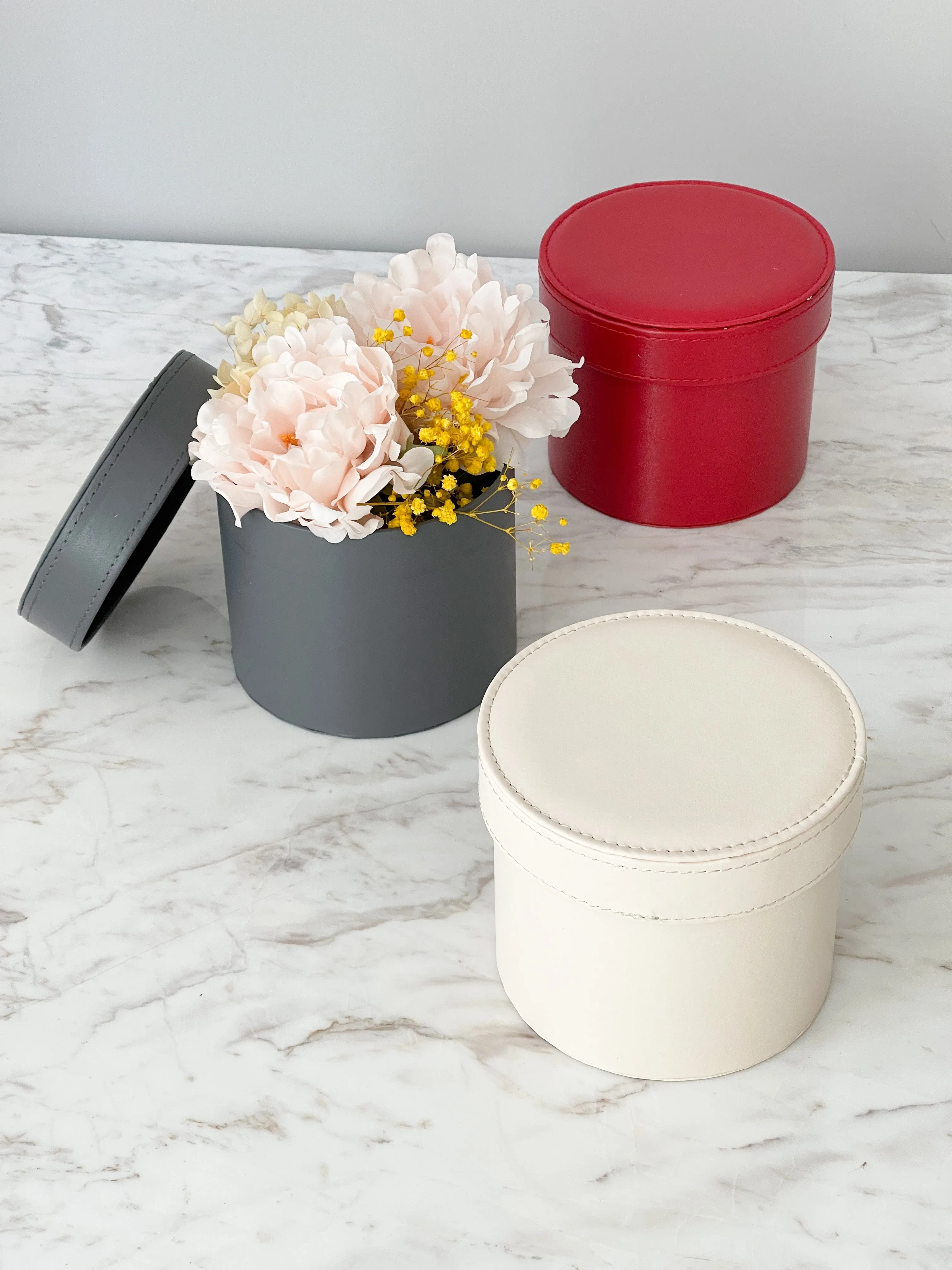 Leather Round Flower Box