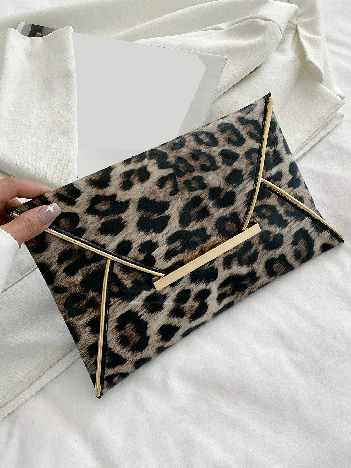 Leopard Print Metal Decor Flap Square Bag - Multicolor