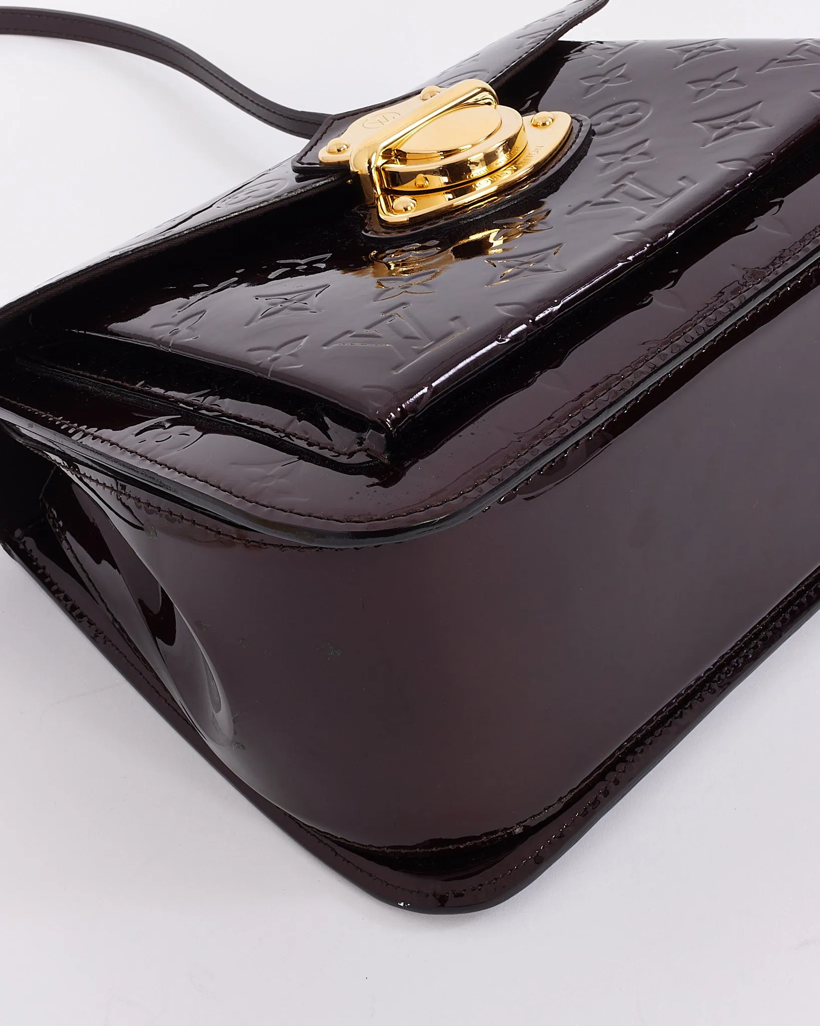 Louis Vuitton Amarante Vernis Monogram Mirada Bag