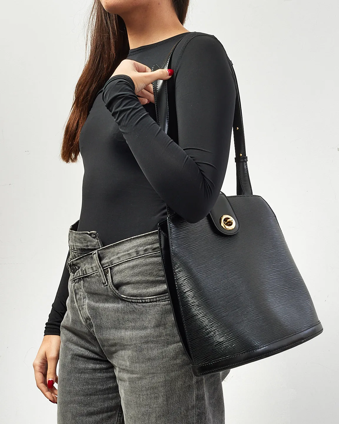 Louis Vuitton Black Epi Leather Cluny Shoulder Bag