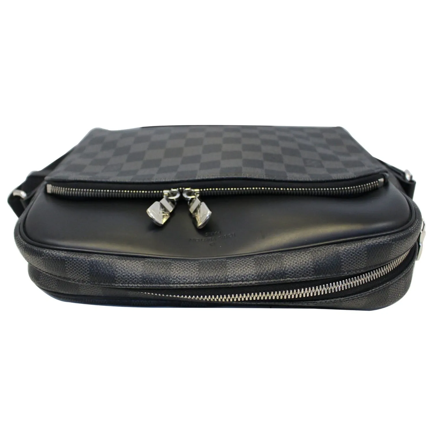 LOUIS VUITTON Dayton Reporter PM Damier Graphite Shoulder Bag