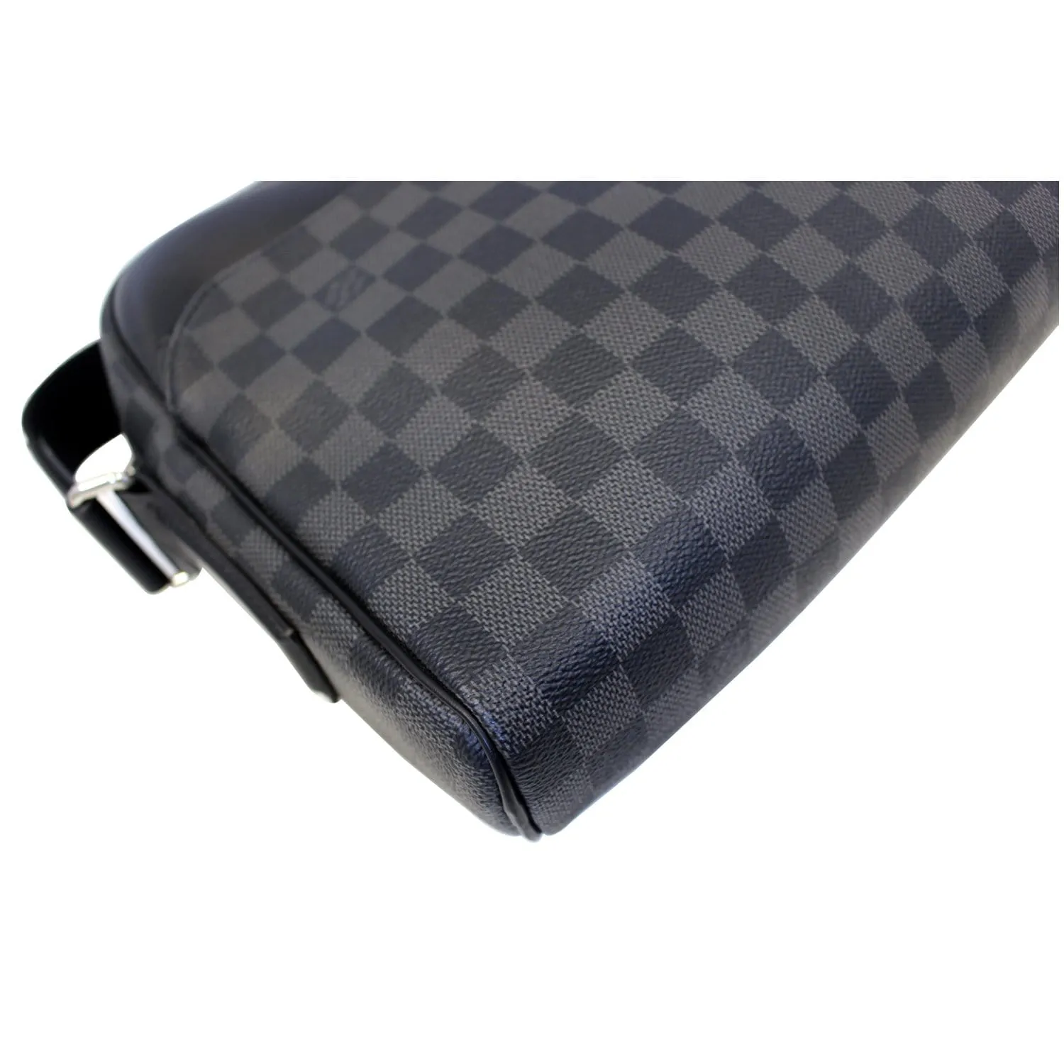 LOUIS VUITTON Dayton Reporter PM Damier Graphite Shoulder Bag