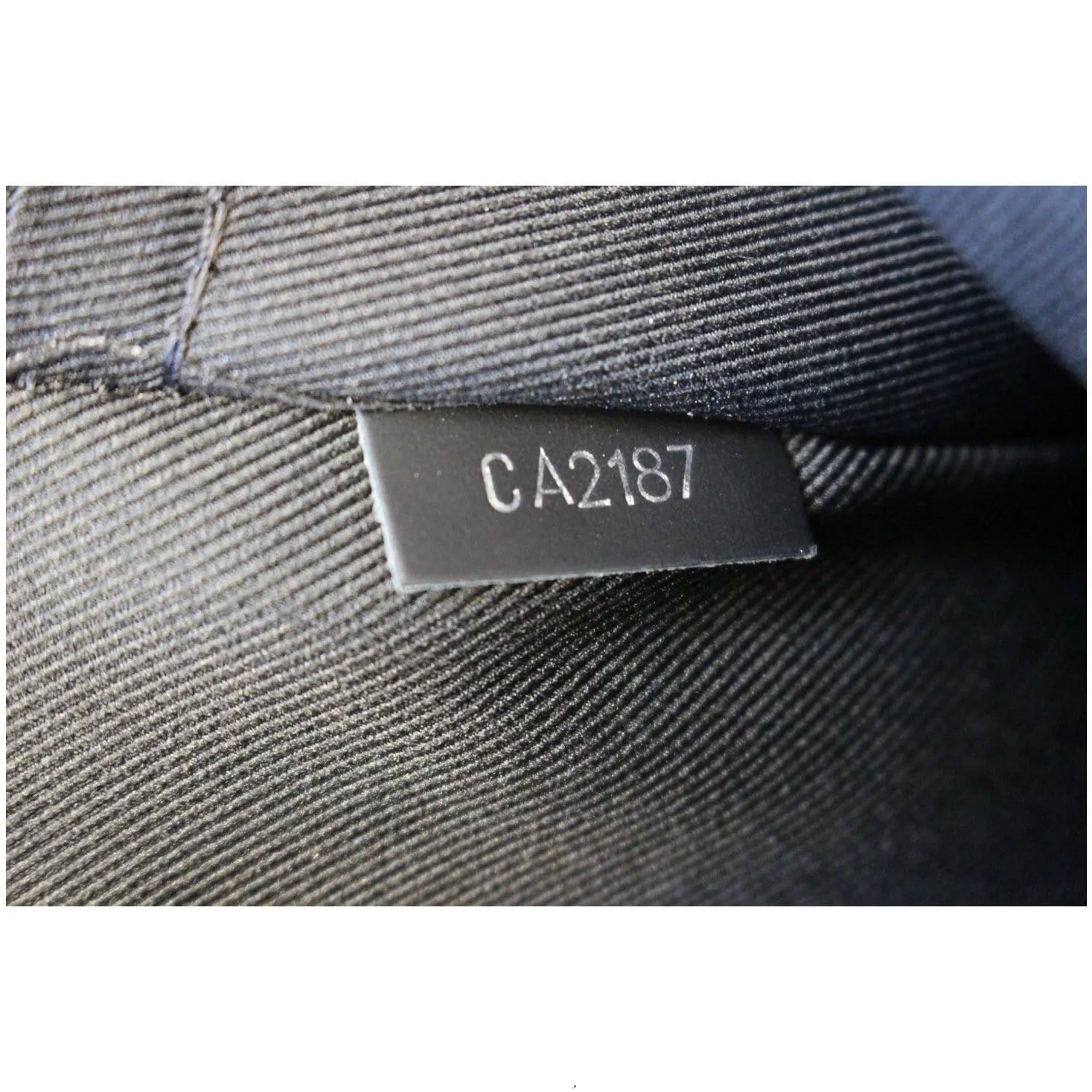 LOUIS VUITTON Dayton Reporter PM Damier Graphite Shoulder Bag