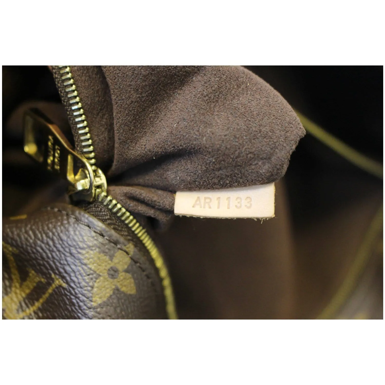 LOUIS VUITTON Metis Monogram Canvas Hobo Shoulder Bag