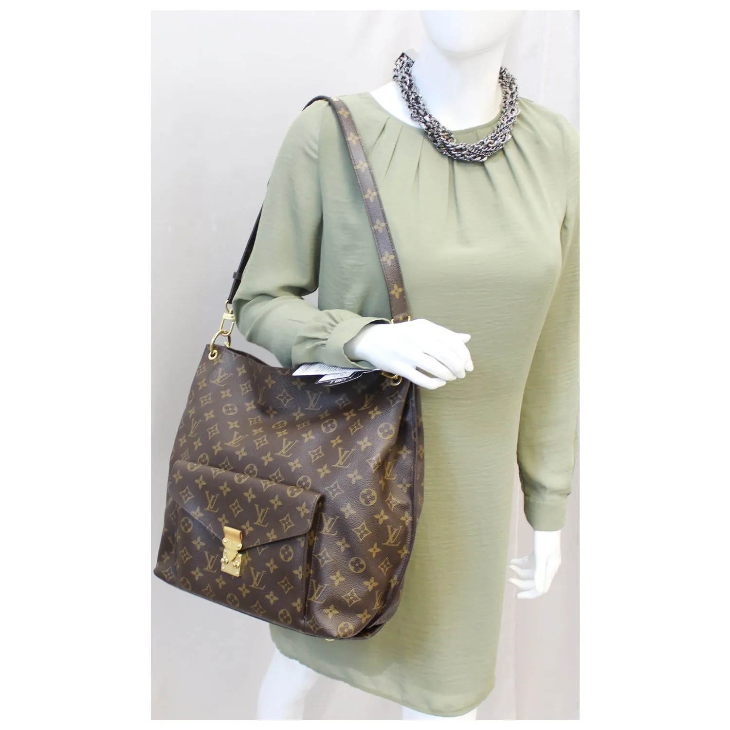 LOUIS VUITTON Metis Monogram Canvas Hobo Shoulder Bag