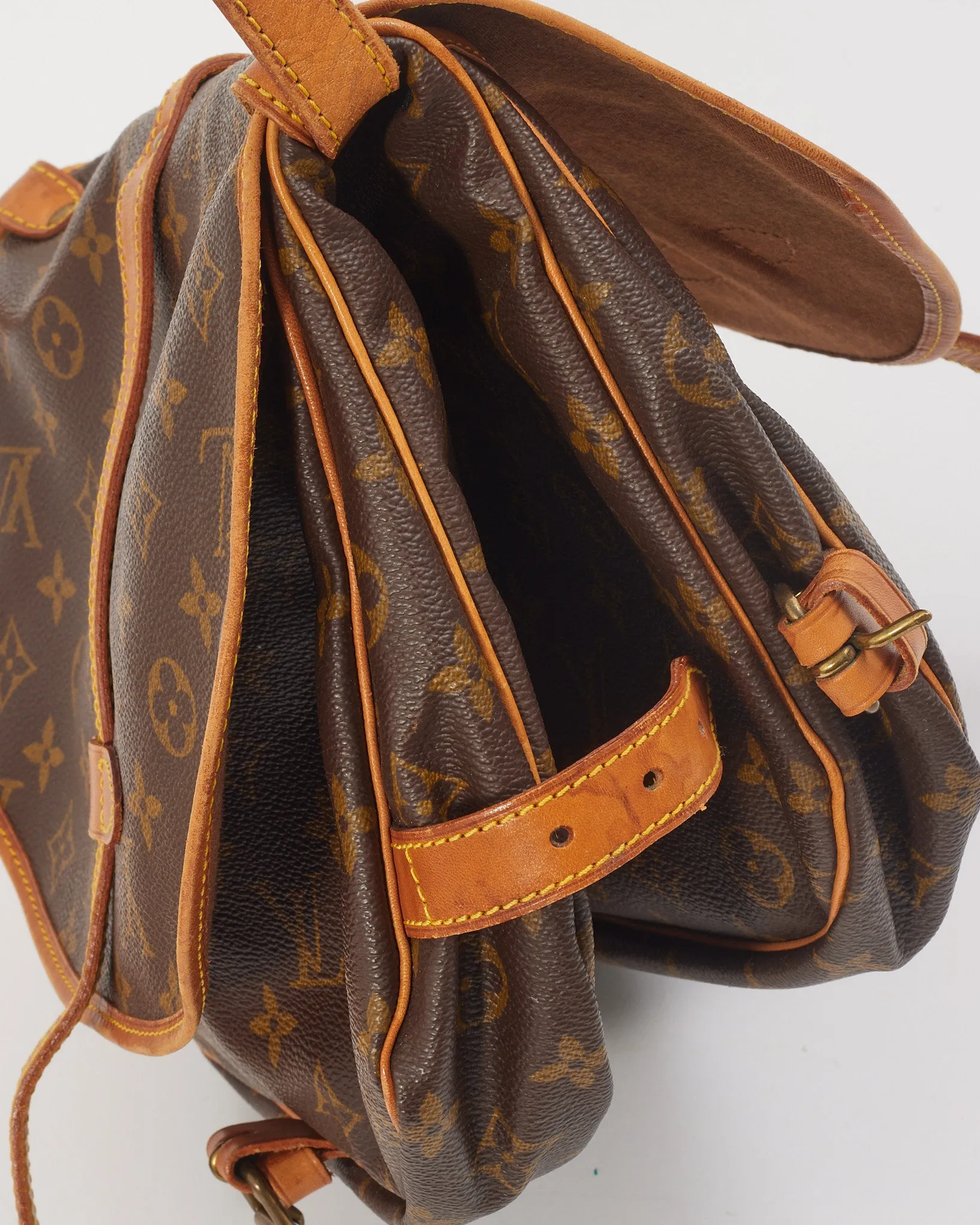 Louis Vuitton Monogram Canvas Saumur 30 Crossbody Bag