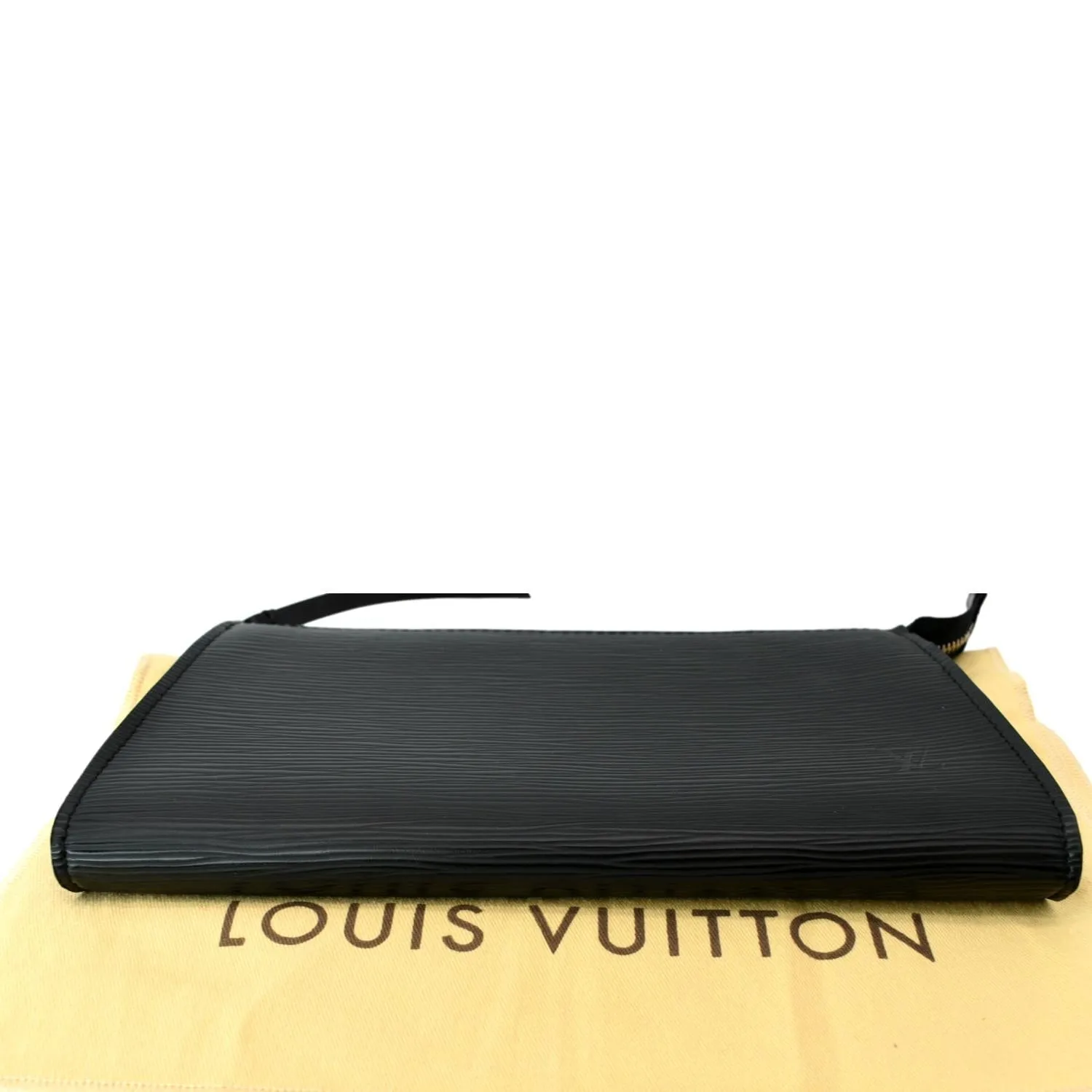LOUIS VUITTON Pochette Accessoires Epi Leather Shoulder Bag Noir Black