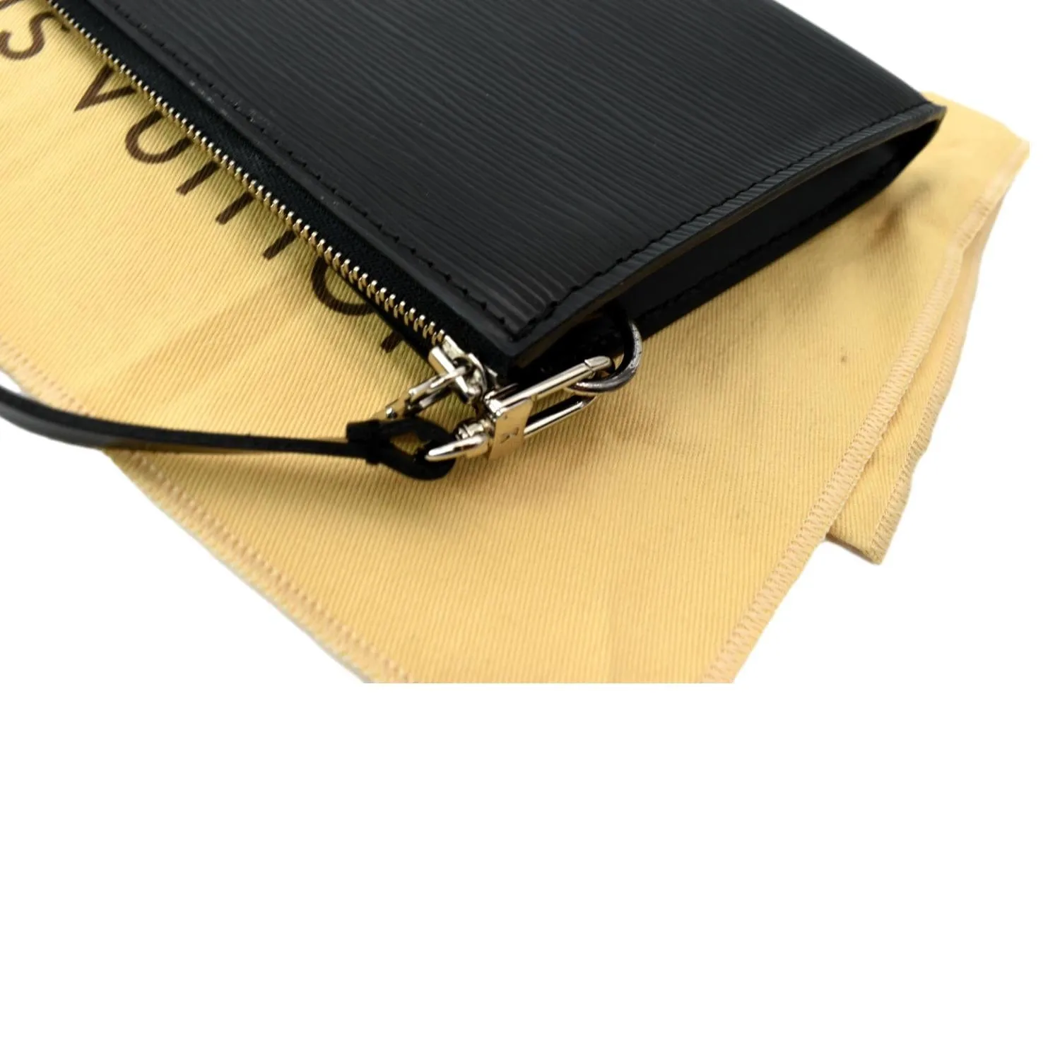 LOUIS VUITTON Pochette Accessoires Epi Leather Shoulder Bag Noir Black