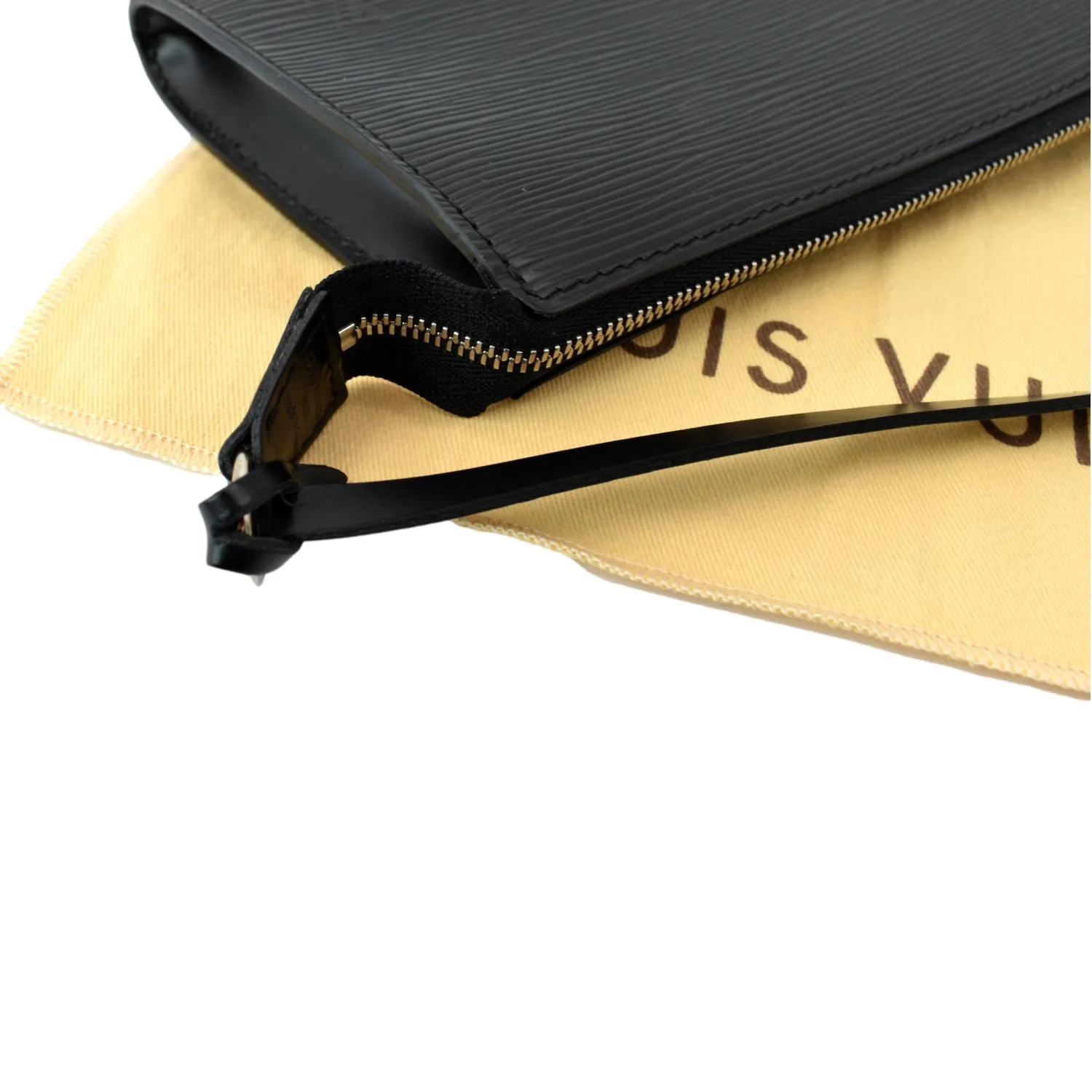 LOUIS VUITTON Pochette Accessoires Epi Leather Shoulder Bag Noir Black