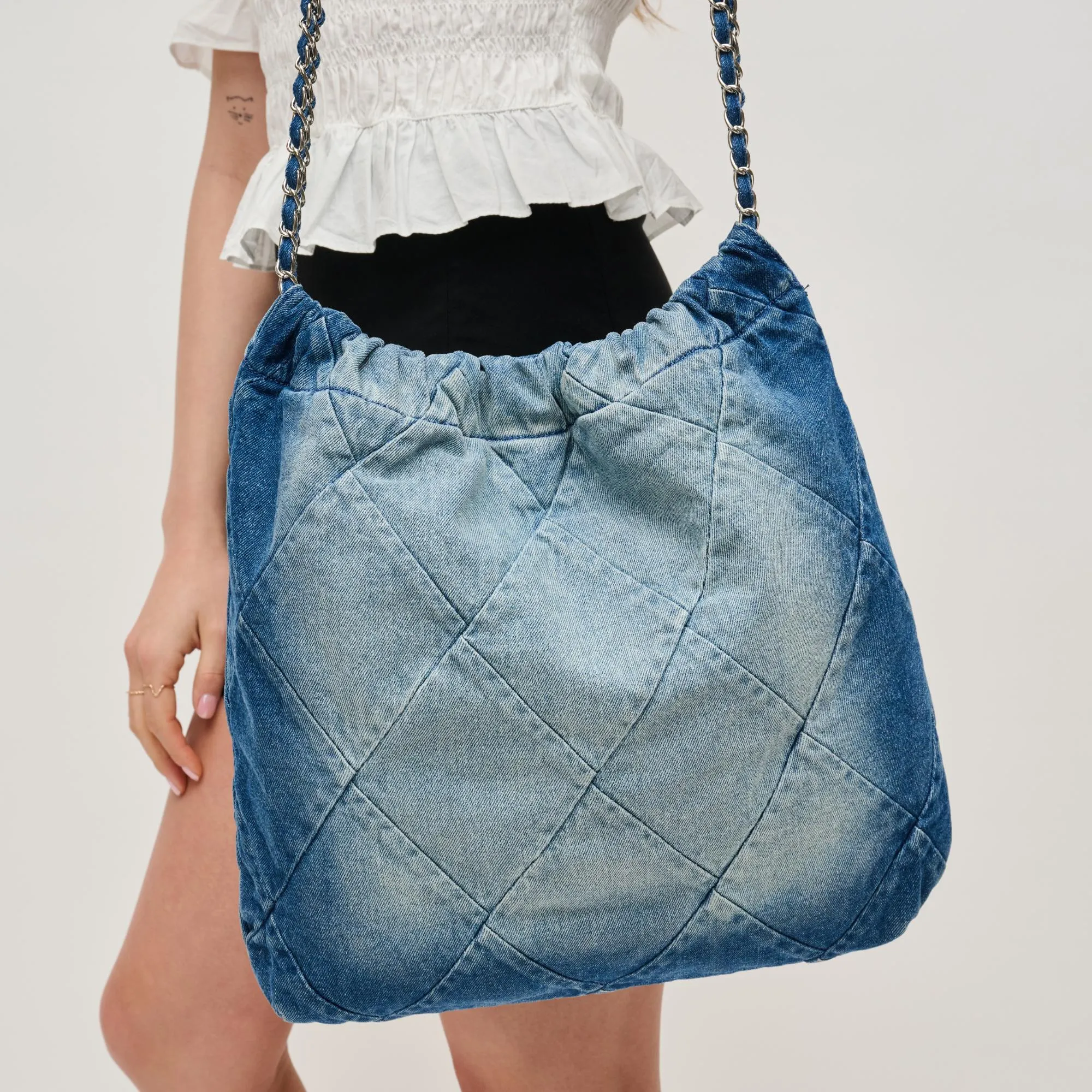 Maisie Hobo