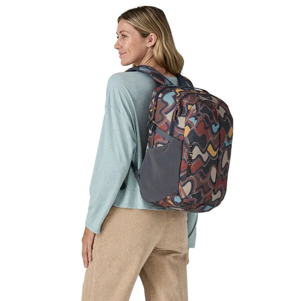 Patagonia - Refugio Day Pack 26L - Currents: Dulse Mauve