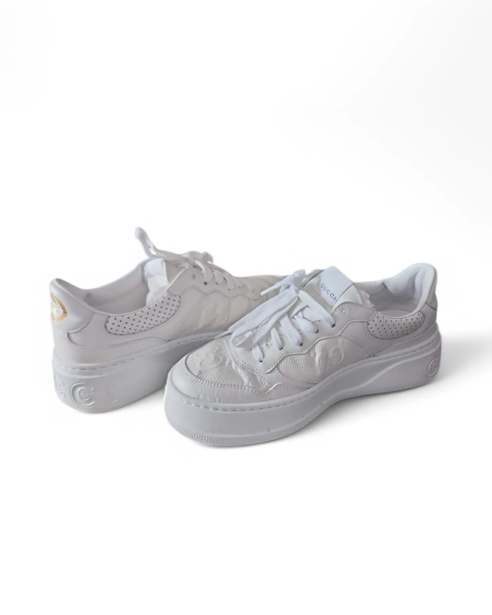 Pre-owned Gucci Embossed GG White Trainers