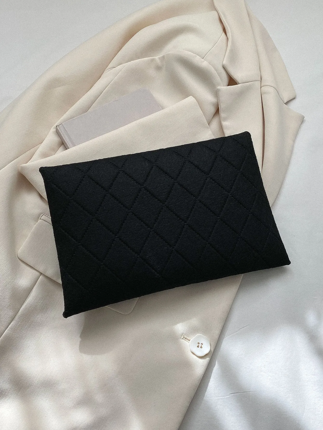 Quilted Metal Decor Flap Square Bag- FD ⚡