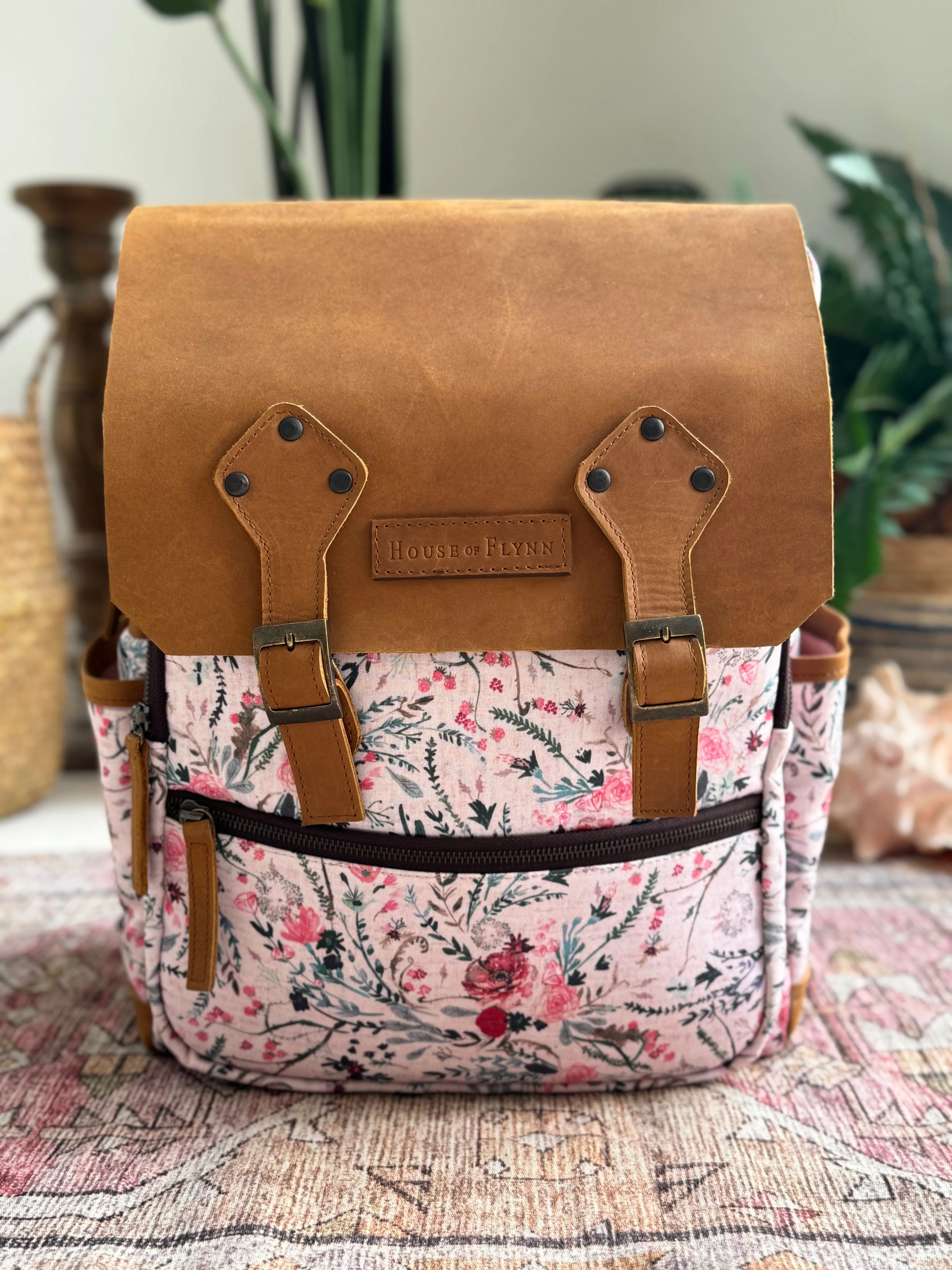 Roam Backpack - Blush Fable