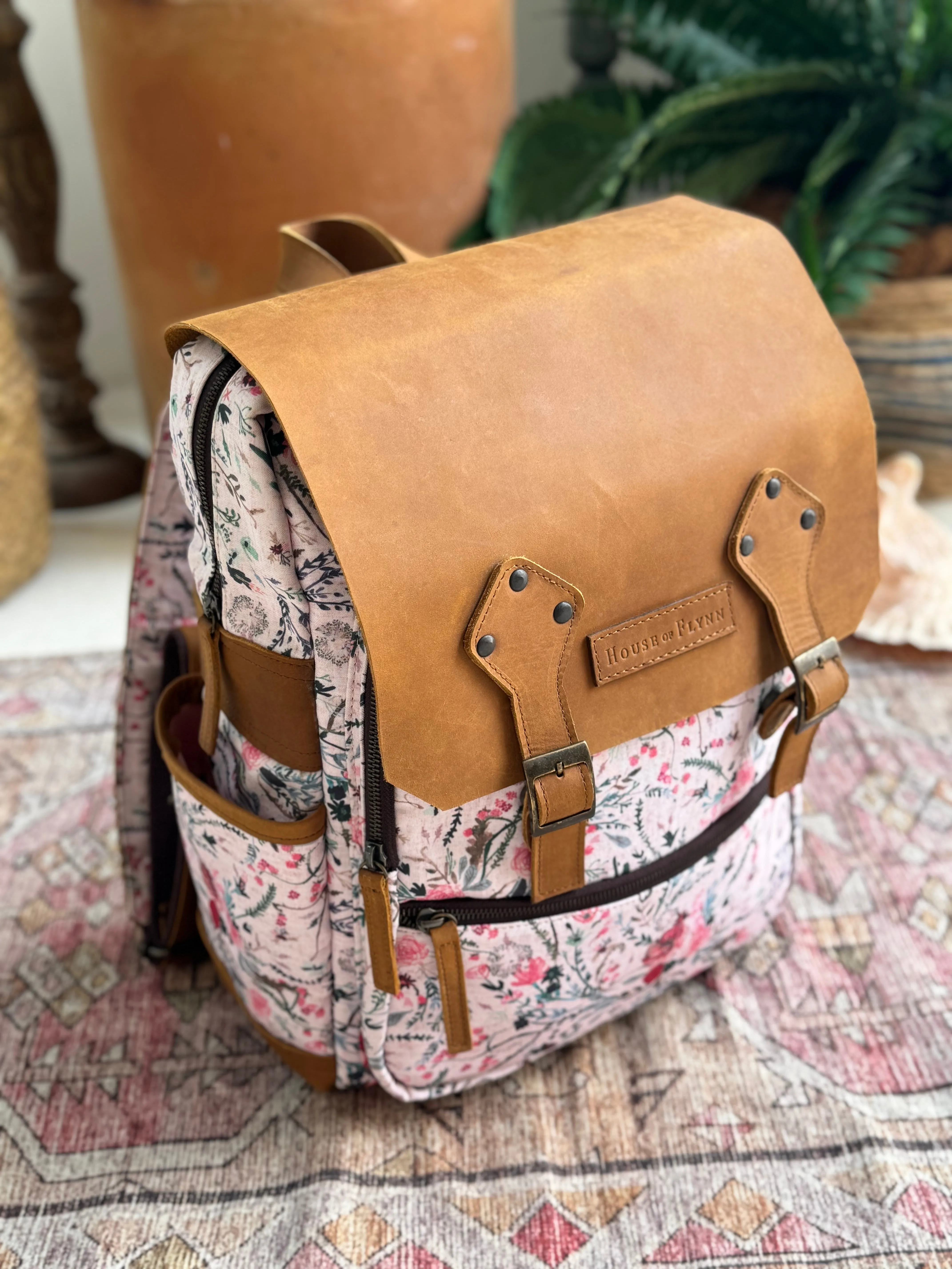 Roam Backpack - Blush Fable