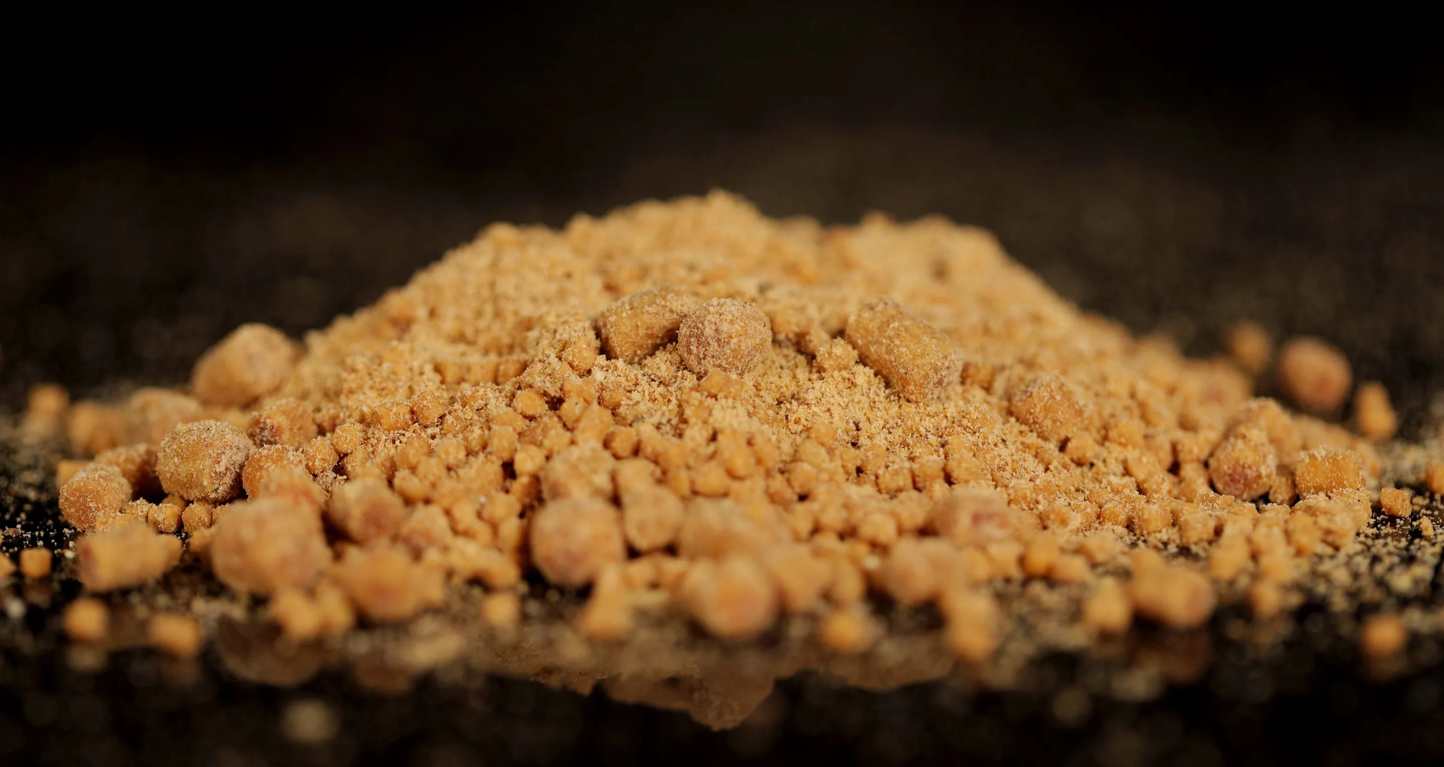 STICKY BAITS Manilla Spod & Bag Mix