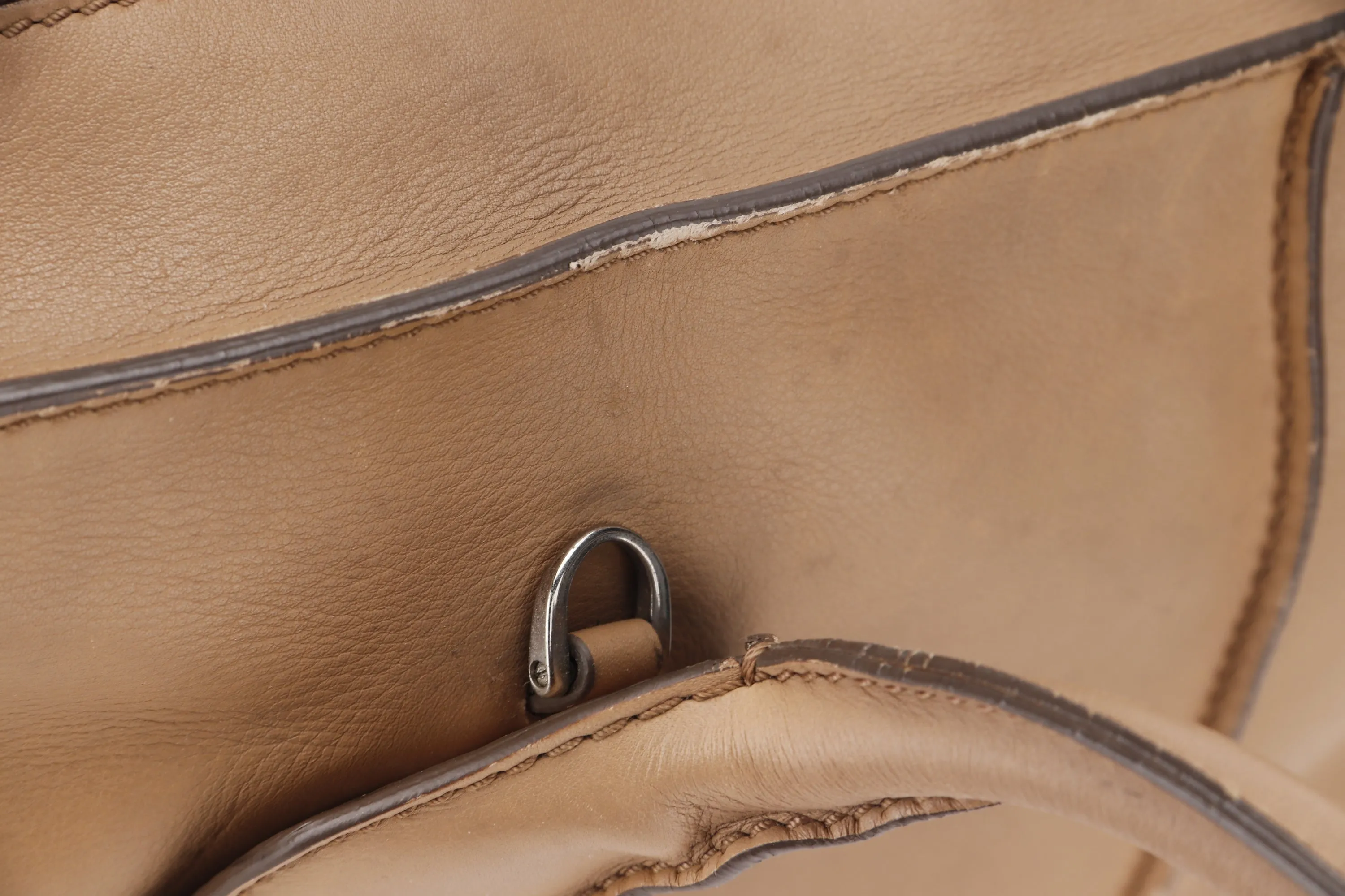 TOD'S LIGHT BROWN COLOR D-STYLING BAULETTO 2 WAY USE LEATHER BAG, WITH STRAP, NO DUST COVER