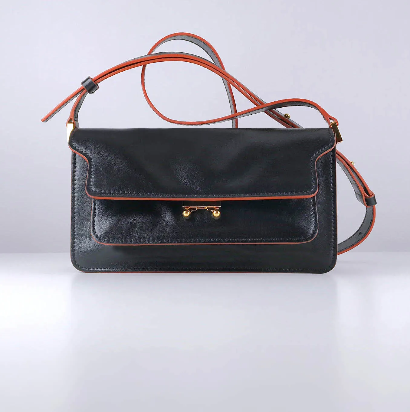 TRUNK MESSENGER